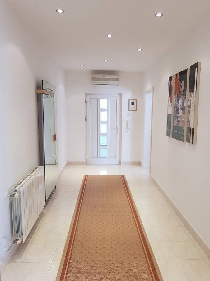 Apartments Monfiorenzo ロヴィニ エクステリア 写真